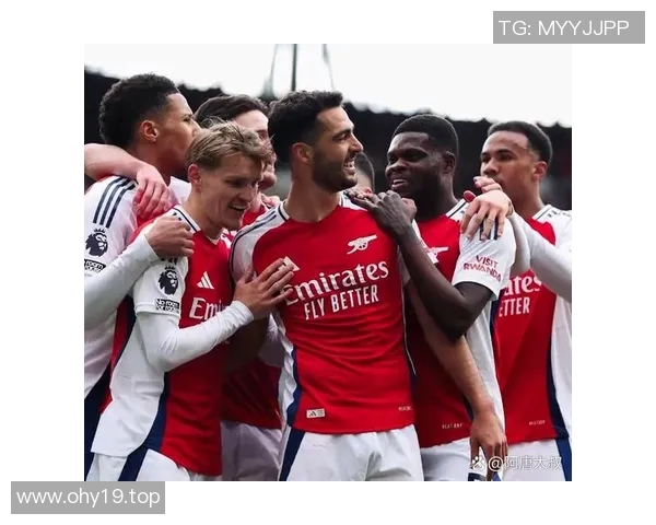 世界杯预选赛上演旧日恩怨昔日老队友狭路相逢争锋相对